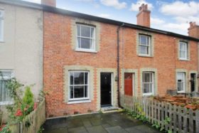 3 bedroom Terraced f...